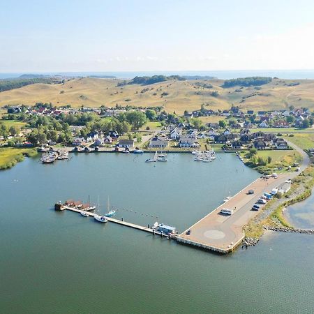 Wassernahes Ferienhaus Mit Meerblick Und Schwimmbadnutzung In Sellin - Ferienhaus Rohrweihe Gager Exteriör bild