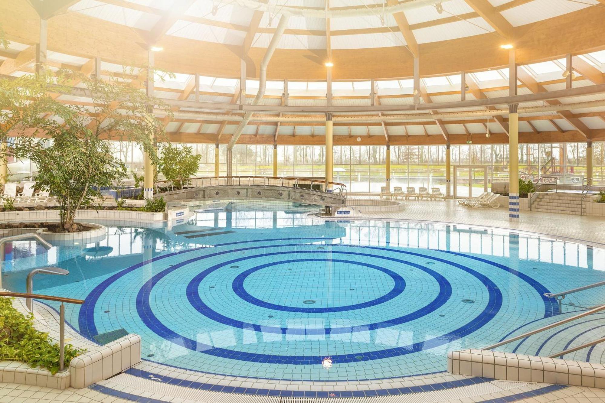 Wassernahes Ferienhaus Mit Meerblick Und Schwimmbadnutzung In Sellin - Ferienhaus Rohrweihe Gager Exteriör bild
